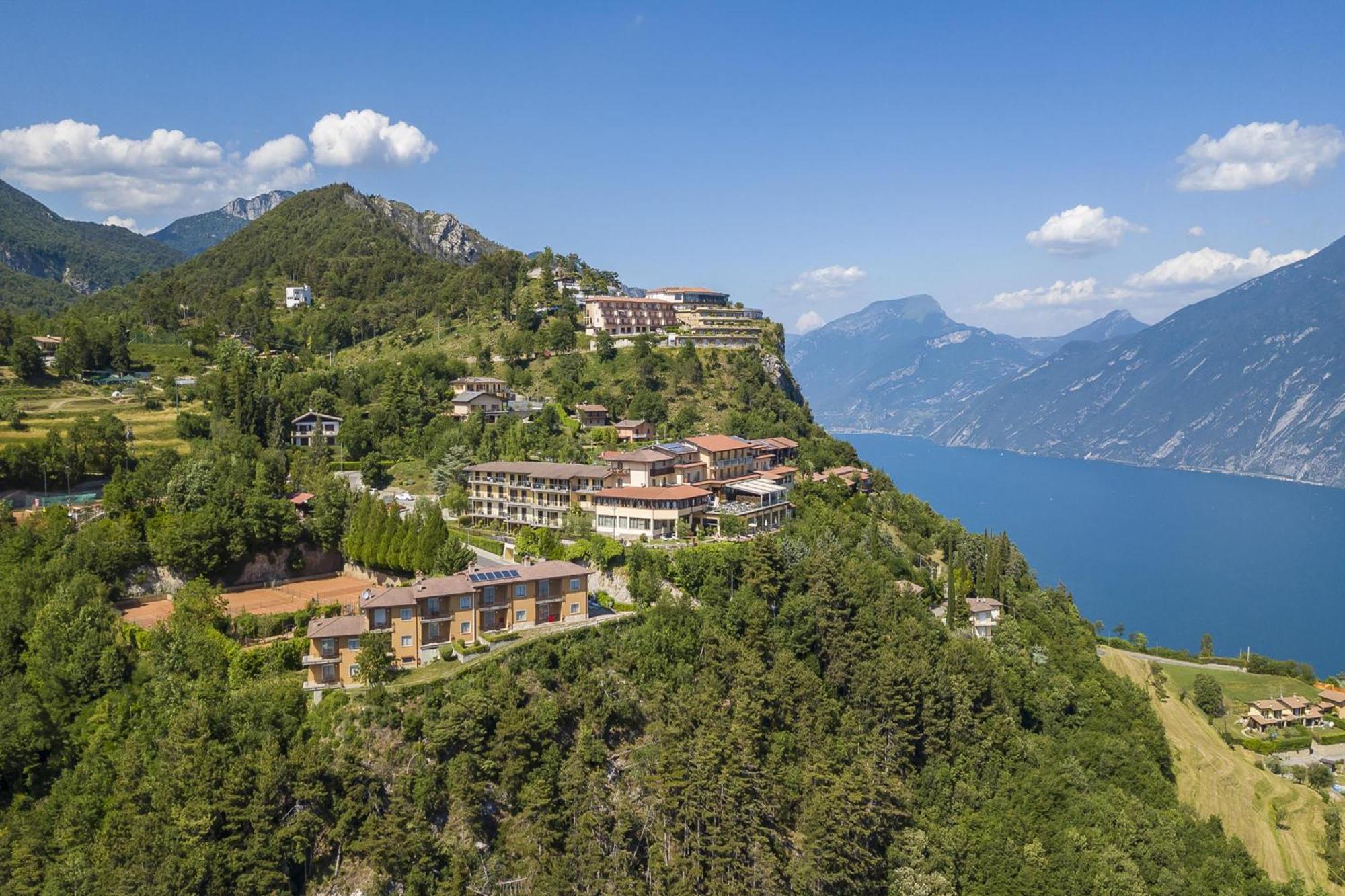 Residence Bellevue Country Style - Happy Rentals Tremosine